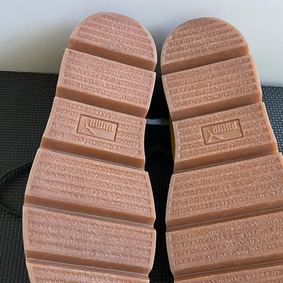 COPY - Hardly Worn Fenty Puma Creeper! - Picture 5 of 5